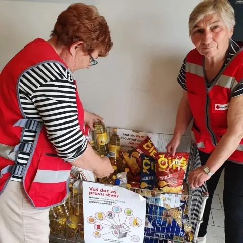 Umirovljenici žive drugi život u mirovini, puno putuju, ple&scaron;u, pjevaju, ispunjavaju želje iz mladosti...