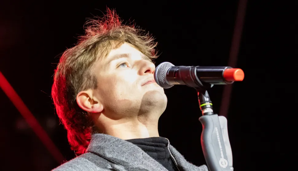 31.12.2025., Stradun, Dubrovnik - Jakov Jozinovic, Dino Merlin i Hiljson Mandela uveli su gradjane u Novu 2026. godinu Photo: Grgo Jelavic/PIXSELL