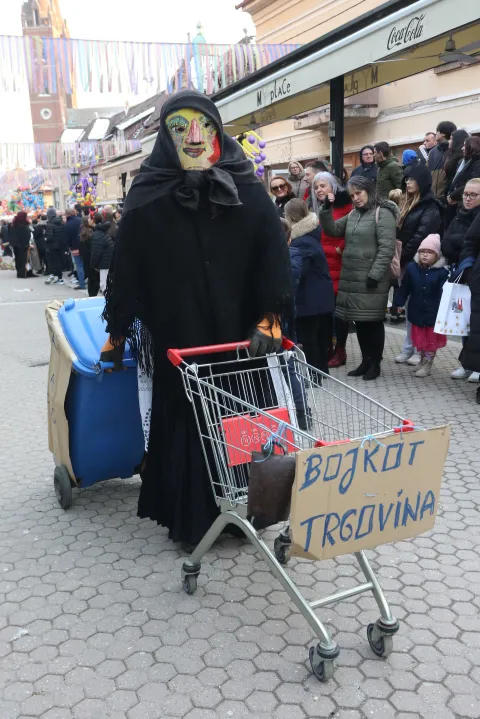Đakovo, 22. 02. 2025, 31. Đakovački bu&scaron;ari, povorka i predaja ključeva grada.snimio GOJKO MITIĆ