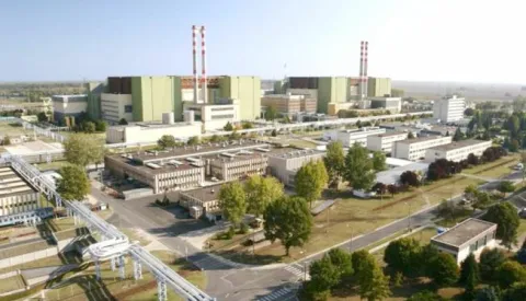 ?nuklerana elektrana Paks, Mađarskafotografija sa slubene web stranice:www.paksnuclearpowerplant.com?------kolor 3x novosti