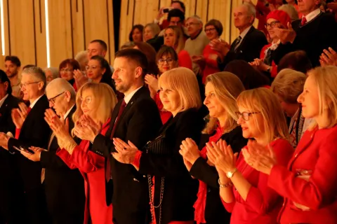 Osijek, 06. 02. 2026, KC Osijek, Dvorana Franjo Krežma. Svečanost udruge CEREBRO u povodu Dana Crvenih haljina....snimio GOJKO MITIĆ