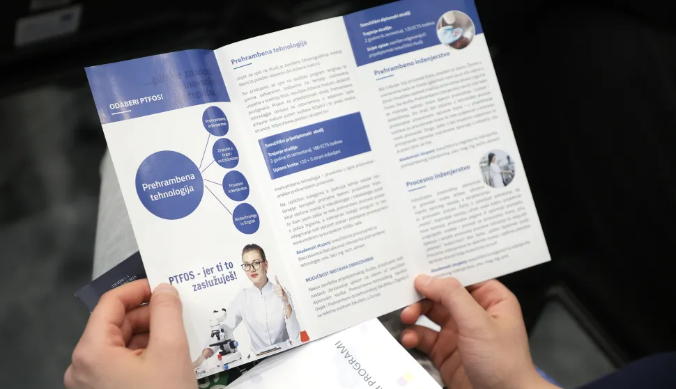 Osijek, 30. 01. 2026., GC, 29. smotra Sveučili&scaron;ta J. J. Strossmayera u Osijeku, 29. smotra, sajam mogućnosti, otvorenje, fakulteti, srednjo&scaron;kolci, studenti, upis na fakultet, bro&scaron;uraSNIMIO BRUNO JOBST