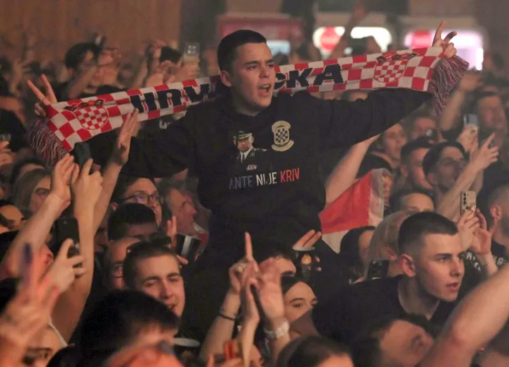 Marko Perković Thompson, Rijeka