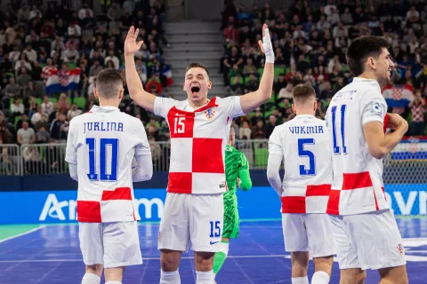 Ljubljana, 07.02.2026 - Utakmica za tre?e mjesto Europskog prvenstva u futsalu Hrvatska - Francuska. foto HINA/ STA/ Bor SLANA/ ik