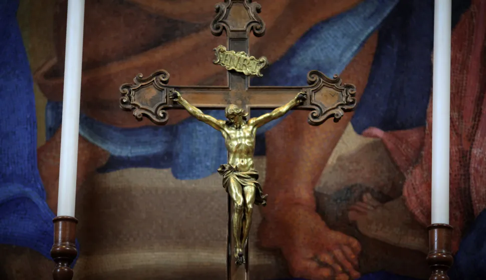 View of a crucifix at the St. Peter's Basilica in the Vatican in Rome, Italy, 11 July 2015. Photo:?Fredrik von Erichsen/dpa - NO WIRE SERVICE -/DPA/PIXSELL