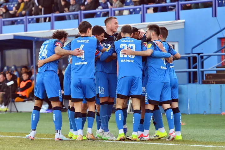 08.02.2026. stadion Anđelko Herjavec, Varaždin21. kolo SuperSport HNL 25/26 između NK Varazdin i NK OsijekNa fotografiji slavlje VaraždinaPhoto: Marko Jurinec /HINA