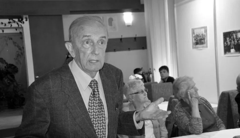 Du&scaron;ko Rađenović