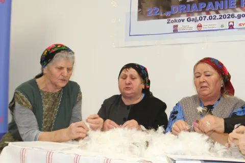 Na čijalima su se okupljale sve generacije, tu su počinjale i ljubavi