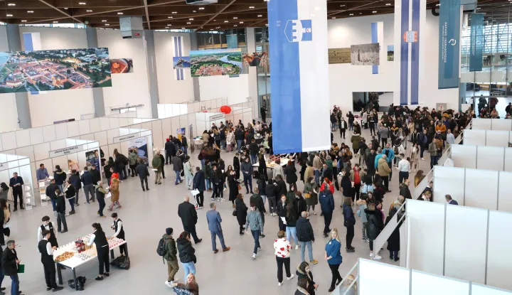 Osijek, 10. 02. 2025., GC, Dani poslova, hotelijeri, nezaposleni, nezaposlenost, traženje poslova, sezonski posao, poslovi, posaoSNIMIO BRUNO JOBST