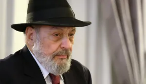 Zagreb, 24.10.2018 - Centar za promicanje tolerancije i očuvanje sjećanja na holokaust organizirao je tribinu "Religijske predrasude kao poticaj mržnji", na kojoj su o mržnji potaknutoj religijskim predrasudama govorili uglednici četiriju vjerskih zajednica u Hrvatskoj - predsjednik Vijeća HBK za Život i obitelj dubrovački biskup Mate Uzinić, mitropolit zagrebačko-ljubljanski Srpske pravoslavne crkve u Hrvatskoj gosp. Porfirije Perić, predsjednik Me&scaron;ihata Islamske zajednice u Hrvatskoj zagrebački muftija Aziz efendija Hasanović i rabin Židovske općine Zagreb i glavni rabin u Republici Hrvatskoj Luciano Mo&scaron;e Prelević.Na fotografiji Luciano Mo&scaron;e Prelević.foto HINA/ Edvard &Scaron;U&Scaron;AK/ es