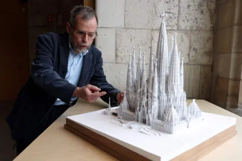 Arhitekt Jordi Fauli sa maketom Sagrada Familie