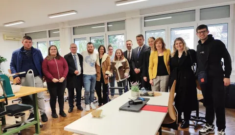 Ministar Marin Piletić u Udruzi Vukovarski leptirići 