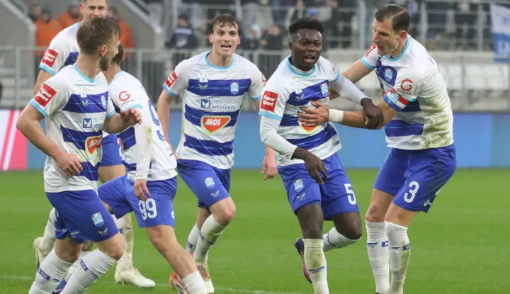 Osijek, 01. 02. 2026, Opus Arena, nogomet, Osijek - Rijeka. SuperSport HNL 25/26. Samuel Akere (57)..snimio GOJKO MITIĆ