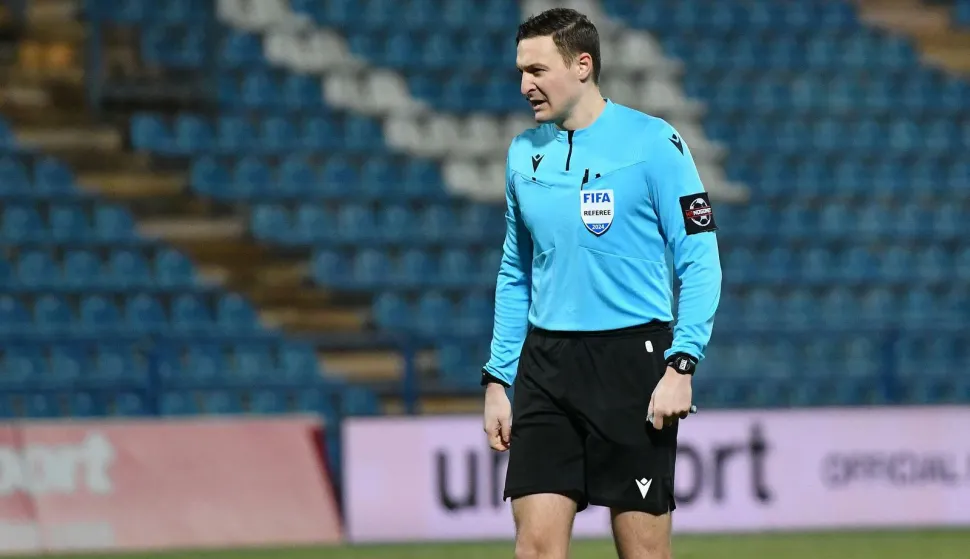 Čulina sudi na Opus Areni