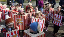 NA&Scaron;ICEVeselo je u subotu bilo na Trgu dr. Franje Tuđmana, gdje se skupilo nekoliko stotina maskirane djece. VELJAČA 2026.