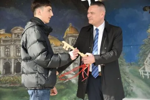 NA&Scaron;ICEVeselo je u subotu bilo na Trgu dr. Franje Tuđmana, gdje se skupilo nekoliko stotina maskirane djece. VELJAČA 2026.