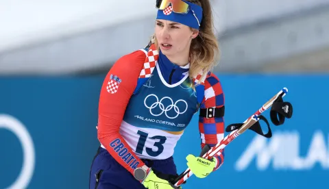 Antholz-Anterselva, 11.02.2026 - Hrvatska biatlonka Anika Kožica tijekom utrke biatlona na 15 kilometara, na Zimskim olimpijskim igrama Milano-Cortina 2026.foto HINA/ Damir SENČAR/ ds