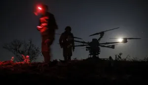 epa12104847 A handout photo made available by the press service of the 24th Mechanized Brigade of the Ukrainian Armed Forces on 16 May 2025 shows servicemen of the 24th Mechanized Brigade named after King Danylo operating a 'Kazhan' (Bat) unmanned aerial vehicle (UAV) for supply delivery and bomb carrying at an undisclosed location near the frontline city of Chasiv Yar, Donetsk region, eastern Ukraine, 15 May 2025, amid the Russian invasion. EPA/24TH MECHANIZED BRIGADE PRESS SERVICE HANDOUT HANDOUT EDITORIAL USE ONLY/NO SALES