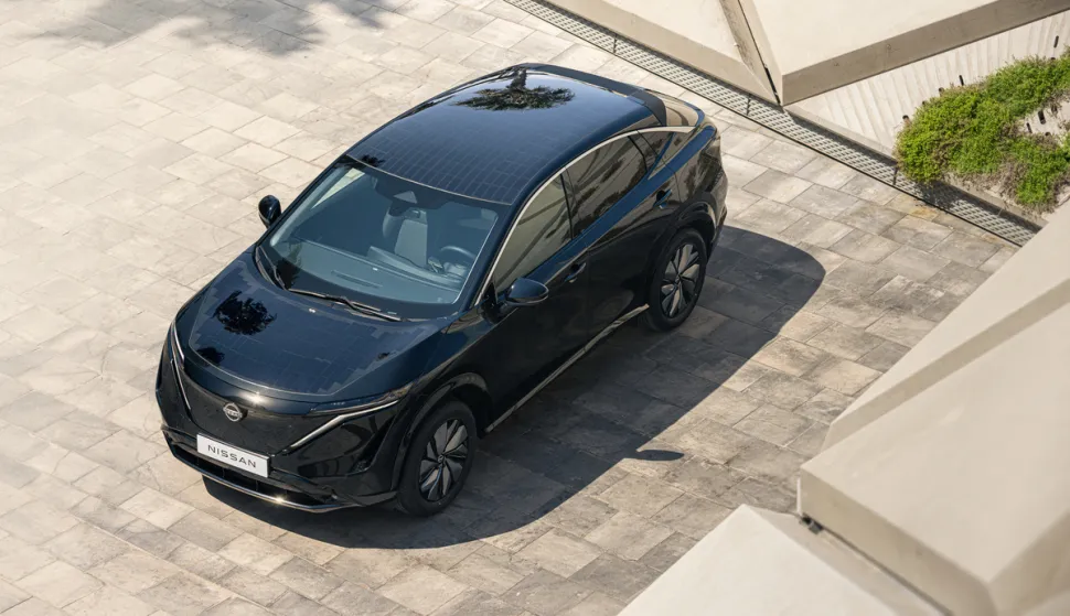 Nissan predstavio Ariyu, vozi na solarnu energiju