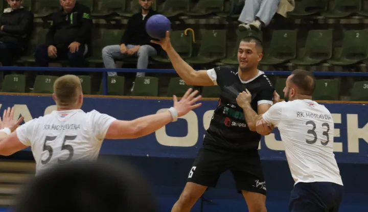 Osijek, 08. 11. 2025, SD Zrinjevac, rukomet, Osijek- Moslavina (Kutina), Paket 24 Premijer liga.snimio GOJKO MITIĆ