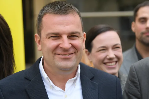 18.10.2025., Bjelovar - U organizaciji HSLS-a u suradnji sa Zakladom Friedrich Naumann odrzavaju se dvodnevne Strateske konzultacije za vijecnike, nacelnike i gradonacelnike s naglaskom na dijeljenja relevantnih iskustva u radu i vodjenju liberalnih politika. Uz mnoge stranacke pripadnike sudjelovali su i bivsi predsjednici HSLS-a, Darinko Kosor i Drazen Budisa, te Djurdja Adlesic koje je ugostio domacin Dario Hrebak. Photo: Damir Spehar/PIXSELL