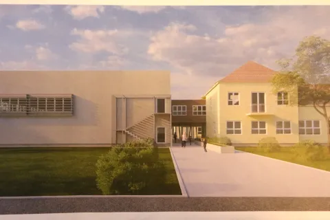 Osijek, 18. 02. 2026, Trg Ante Starečvića 2. Županija, potpisivanjej - ugorvor za rekonstrukciju i dogradnju O&Scaron; &Scaron;ečerana, Beli Manastir. Županca Nata&scaron;a Trami&scaron;ak m gradonačelnik Belog Manastira Igor Pavelić, ravnateljica O&Scaron; &Scaron;ečerana Đurđica Petrović i predstavnik izvođača radova TEHNO - ELEKTRO Petar Prodavnović.snimio GOJKO MITIĆ