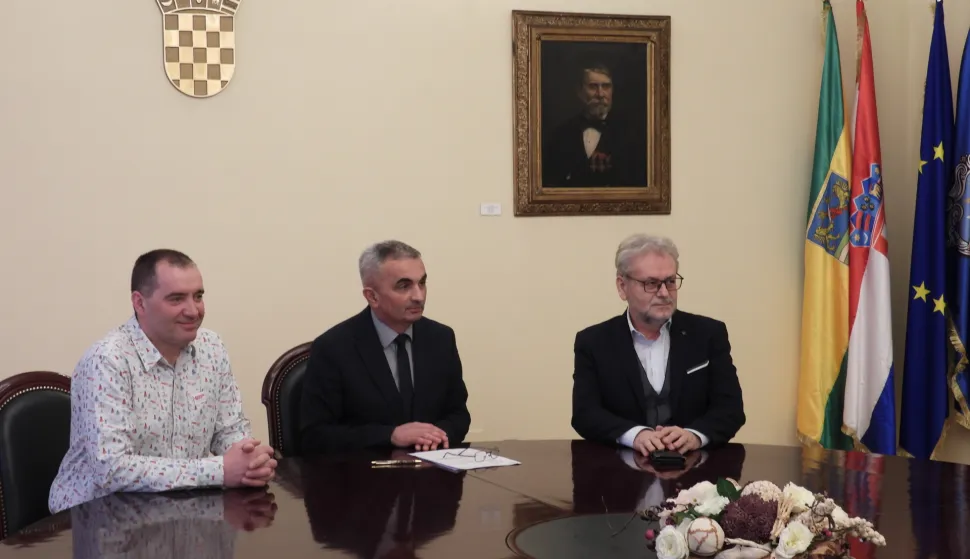 Glazbeni festival "Zlatne žice Slavonije" Grad Požega ove godine organizirat će sistoimenom udrugom, koja si je dala u zadatak da tambura&scaron;ka glazba bude zastupljenija, nesamo programom festivala već i tijekom cijele godine.