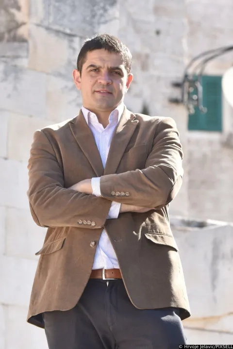 01.04.2020., Sibenik - Povjesnicar Stipe Kljaic. "nPhoto: Hrvoje Jelavic/PIXSELL