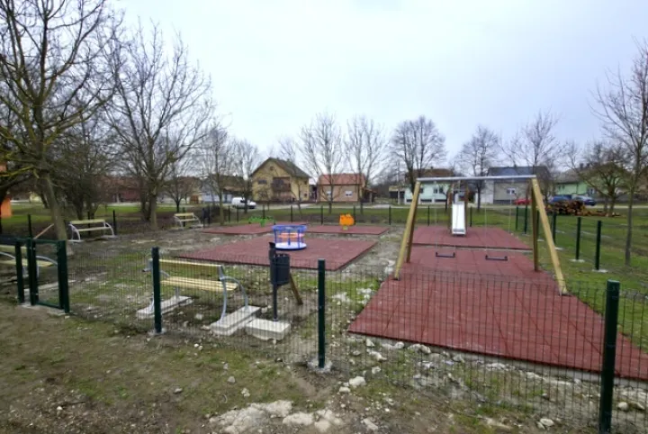 DONJI MIHOLJACS obzirom na pojačan interes građana i intenzivnu dinamiku radova koji se provode na području Donjeg Miholjca, s portala miholj&scaron;tina.info prenosimo razgovor s gradonačelnikom Draženom Trcovićem o aktualnim i planiranim projektima. veljača 2026.