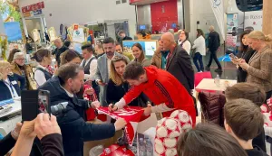 ZAGREB, 19. veljače 2026. (Hina) - Hrvatska turistička zajednica (HTZ) i 30-ak drugih izlagača na turističkom sajmu f.re.e u Muenchenu do 22. veljače predstavljaju turističku ponudu za 2026., za koju je, između ostalog, dogovoren nastavak suradnje s njemačkim autoklubom ADAC-om, uz poruku da Hrvatska nudi vrijednost za novac, izvijestili su iz HTZ-a.