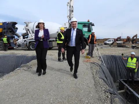 POŽEGA REGIONALNI DISTRIBUCIJSKI CENTARPoložen temeljni kamen zahladnjaču za voće i povrćeu Požegi kapaciteta 3004 tVELJAČA 2026.