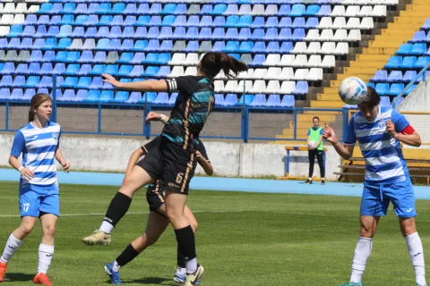 Osijek, 27. 04. 2025, Stadion Gradski vrt, nogomet, Osijek - Međimurje (čakovec), Liga za prvaka, Magenta liga.snimio GOJKO MITIĆ