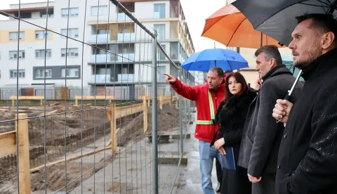 ĐakovoŽupanica Nata&scaron;a Trami&scaron;ak obi&scaron;la radove na rekonstrukciji i dogradnji O&Scaron; V. Nazora u ĐakovuVeljača 2026.