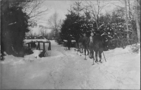 Skija&scaron;i 1935. godine dolaze na Jankovacskijanje