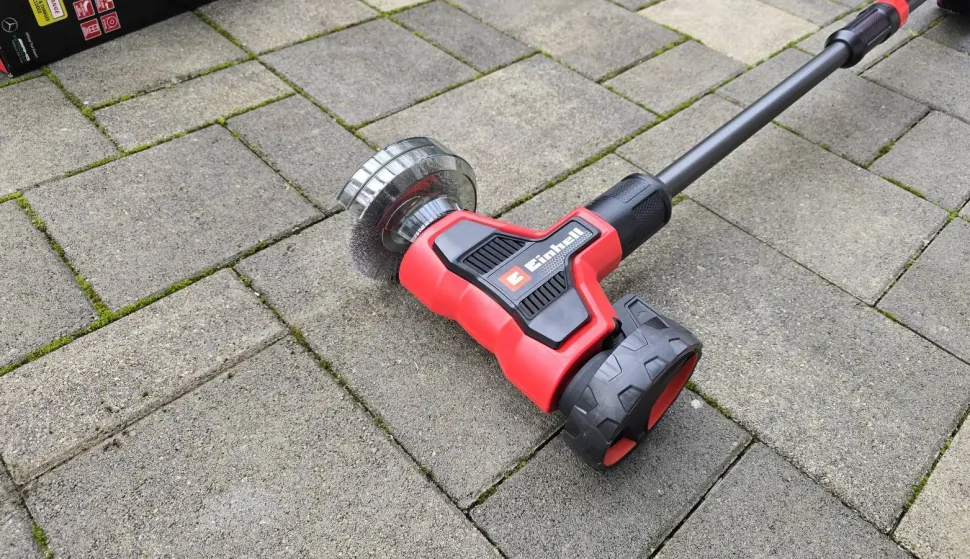 Einhell GE-CC 18/110 Li E-Solo: Možete očistiti sve fuge, i to bez imalo saginjanja