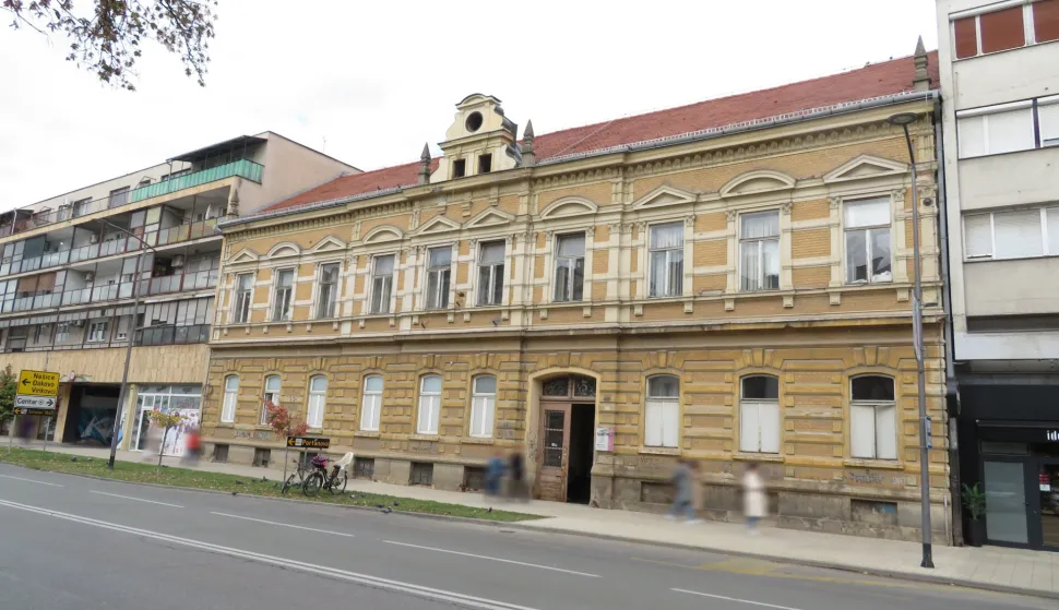 Podaja nekretnina u vlasni&scaron;tvu Hrvatske po&scaron;tanske banke, dioničko dru&scaron;tvo, Hrvatske Republike 20, Osijek