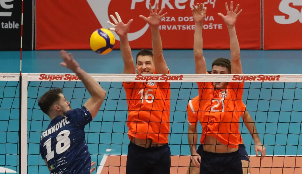 Osijek, 25. 02. 2026, SD Gradski vrt, mala dvorana. Odbojka Mursa Osijek - Cratis Varaždin - polufinale Kupa "Vinko Dobrić#snimio GOJKO MITIĆ