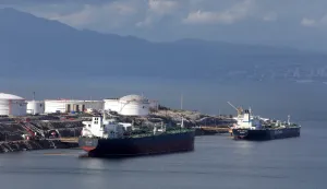 08.02.2021., Omisalj - Postrojenja JANAF-a na otoku Krku i brodovi koji iskrcavaju teret. Ilustracija. Photo: Goran Kovacic/PIXSELL