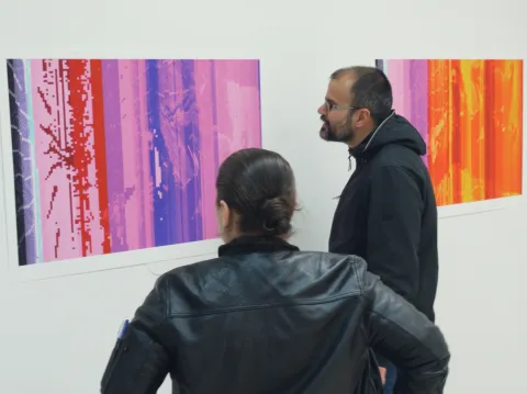 U Galeriji Knifer u Osijeku u četvrtak je otvorena izložba vizualnog osječkog umjetnika Marka Pa&scaron;alića pod nazivom "unutarnje ti&scaron;ine" 