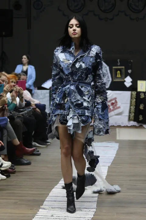 /Foto/ Jeans i no&scaron;nje - Uspje&scaron;an spoj iz modnoga labosa