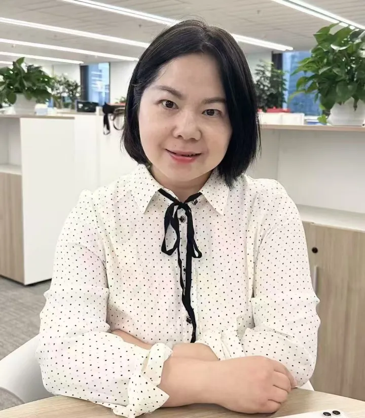 MAGAZIN INAKineskinju Sherry Shen