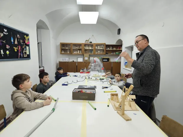 STEM radionice u Domu tehnikeOsijek, veljača 2026.Snimila: Ena Dumenčić