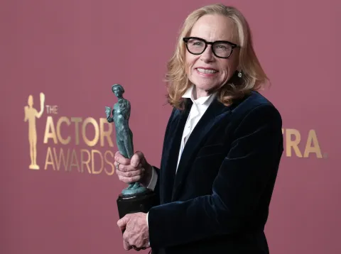 Amy Madigan, winner of the Outstanding Performance by a Female Actor in a Supporting Role award for "Weapons," poses in the press room at the 32nd Annual Actor Awards held at The Shrine Auditorium and Expo Hall in Los Angeles, CA on Sunday, March 1, 2026. (Photo By Sthanlee B. Mirador/Sipa USA) Photo: Sipa USA/SIPA USA