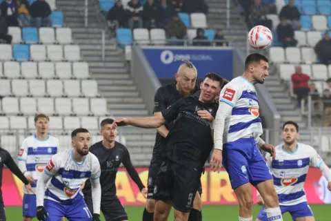 Osijek, 13. 12. 2025, Opus Arena, nogomet, Osijek - Gorica, SuperSport HNL 25/26. Emin Hasić (33).snimo GOJKO MITIĆ