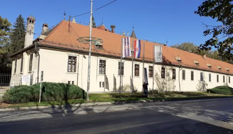 DONJI MIHOLJAC - Sjedi&scaron;te Gradske uprave, ilustracija. Snimila SNJEŽANA FRIDL