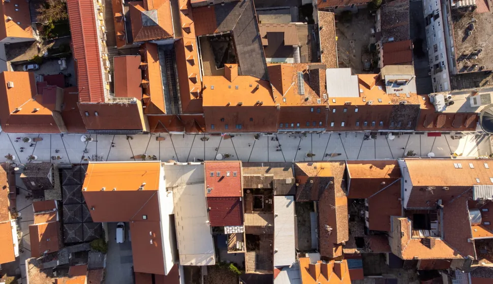 SLAVONSKI BRODIz SAD-a u Hrvatsku je stiglo veliko priznanje - međunarodna arhitektonska nagrada Architecture Masterprize Best of Best 2025., i to za projekt i realizaciju pje&scaron;ačke zone Slavonski Brod u kategoriji Urban design.prosinac 2025.