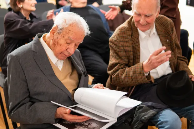 Osijek, 4. 3. 2026., Predstavljanje monografije Marina i Domagoja Topićamonografija; Marin Topić; Domagoj Topić; fotografija; MLU