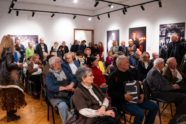 Osijek, 4. 3. 2026., Predstavljanje monografije Marina i Domagoja Topićamonografija; Marin Topić; Domagoj Topić; fotografija; MLU