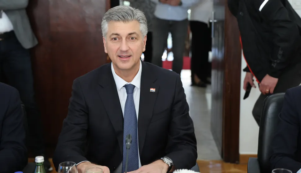 Zadar, 06.03.2026. - Predsjednik Vlade Andrej Plenković posjetio je Zadar i održao sastanak s Josipom Bilaverom, županom Zadarske županije i &Scaron;imom Erlićem, gradonačelnikom grada Zadra.Na fotografiji: Andrej Plenković, Foto HINA/Zvonko KUCELIN