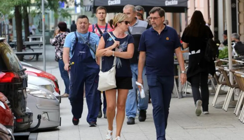 OSIJEK, 27. 07. 2017, UPANISKA, TNJA, ETAČI, VRIJEME, MALO KIA MALO SUNCE, SLOBODNJAK.snimio GOJKO MITIĆ